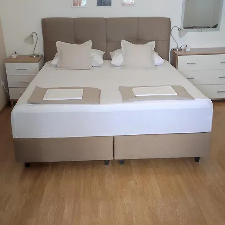 Valentino Apartman